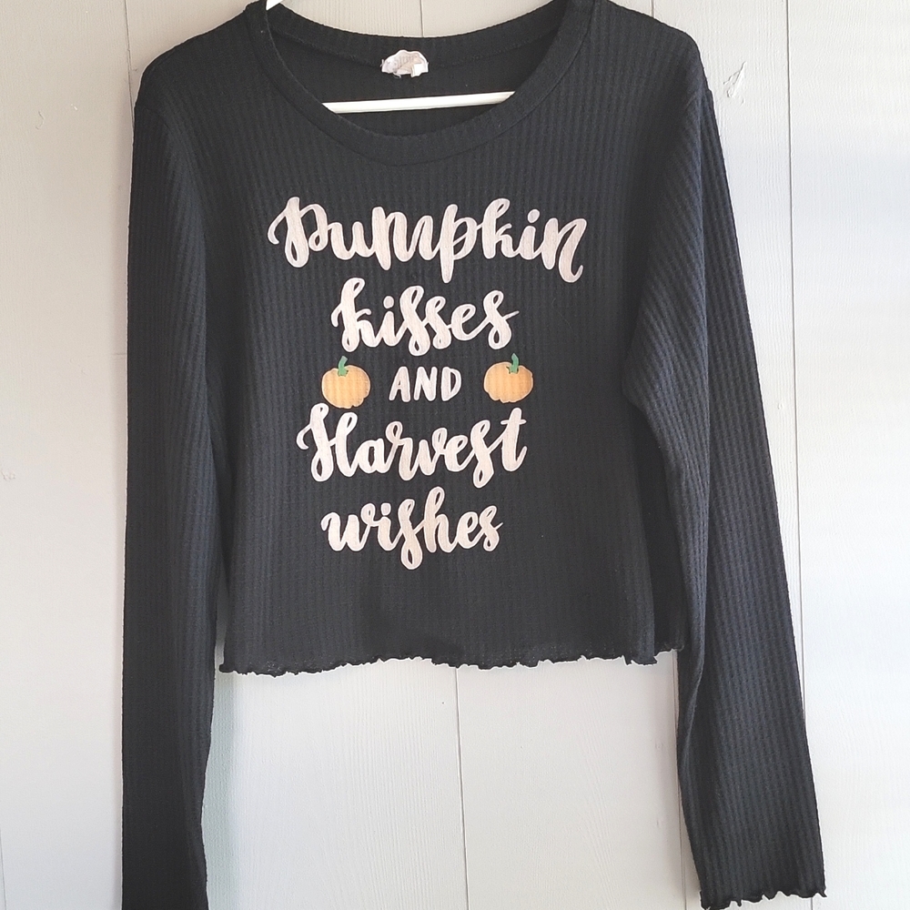 🌴 "Pumpkin Kisses 🎃 And 🎃 Harvest Wishes" Longsleeved Top